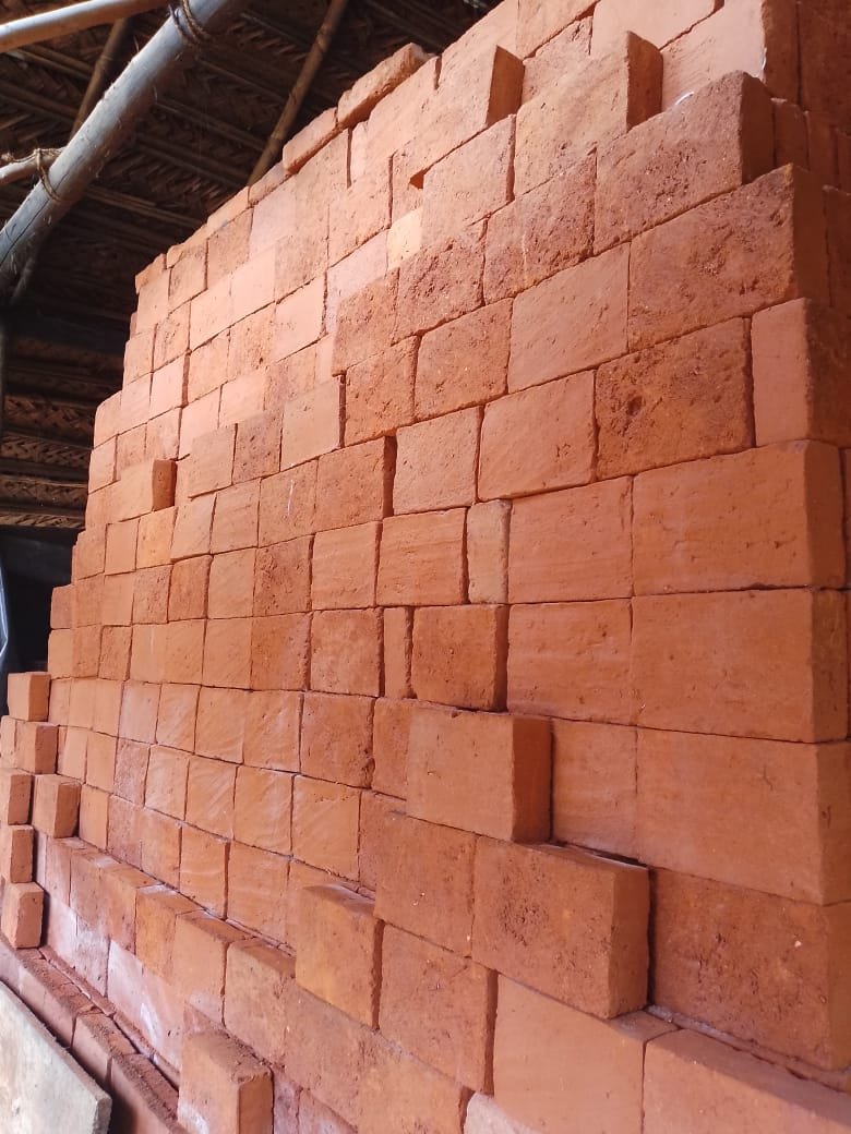 bricks for sale in Kuliyapitiya