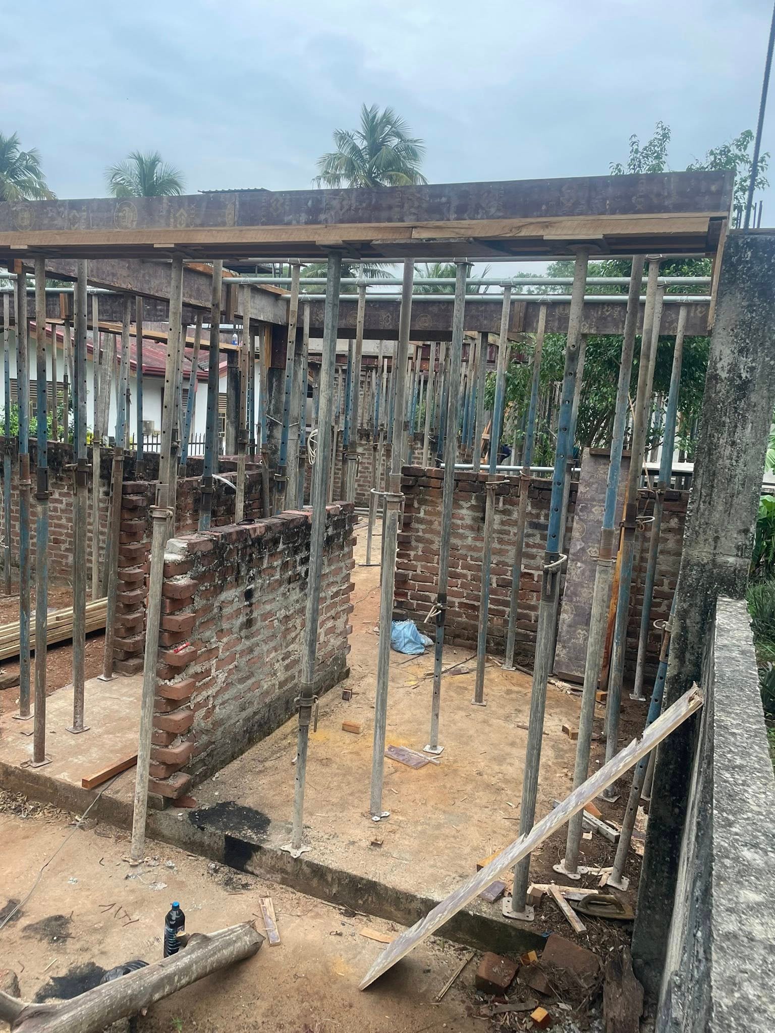 Residential home contractors in mirigama