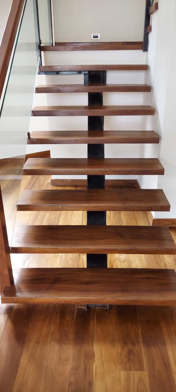 professional wooden flooring services Sri Lnka