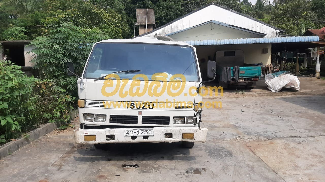 Gully bowser service in Negombo