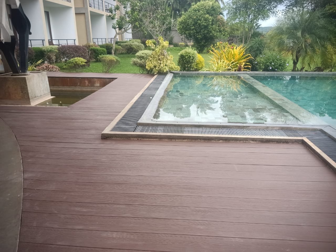 Other image 202510/outdoor-pool-deck-flooring-colombo-wedabima-8d01d452a0.jpeg