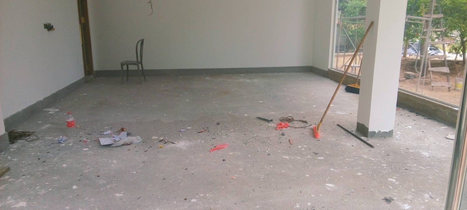 Other image 202510/putty-painting-on-wall-contractors-galle-wedabima-3286af764a.jpg