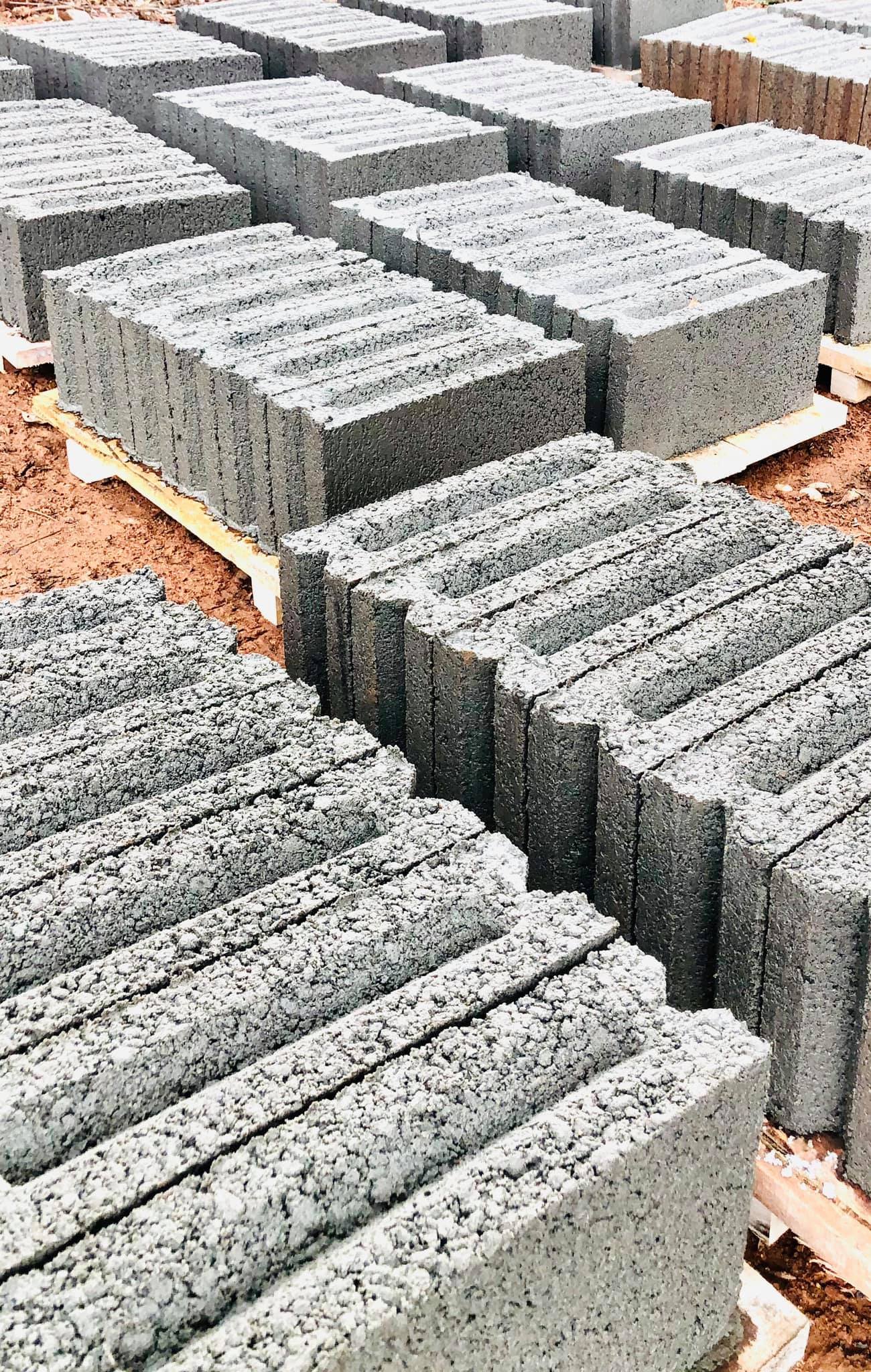 Other image 202511/cement-blocks-suppliers-in-gampaha-wedabima-1358bcfe92.jpg
