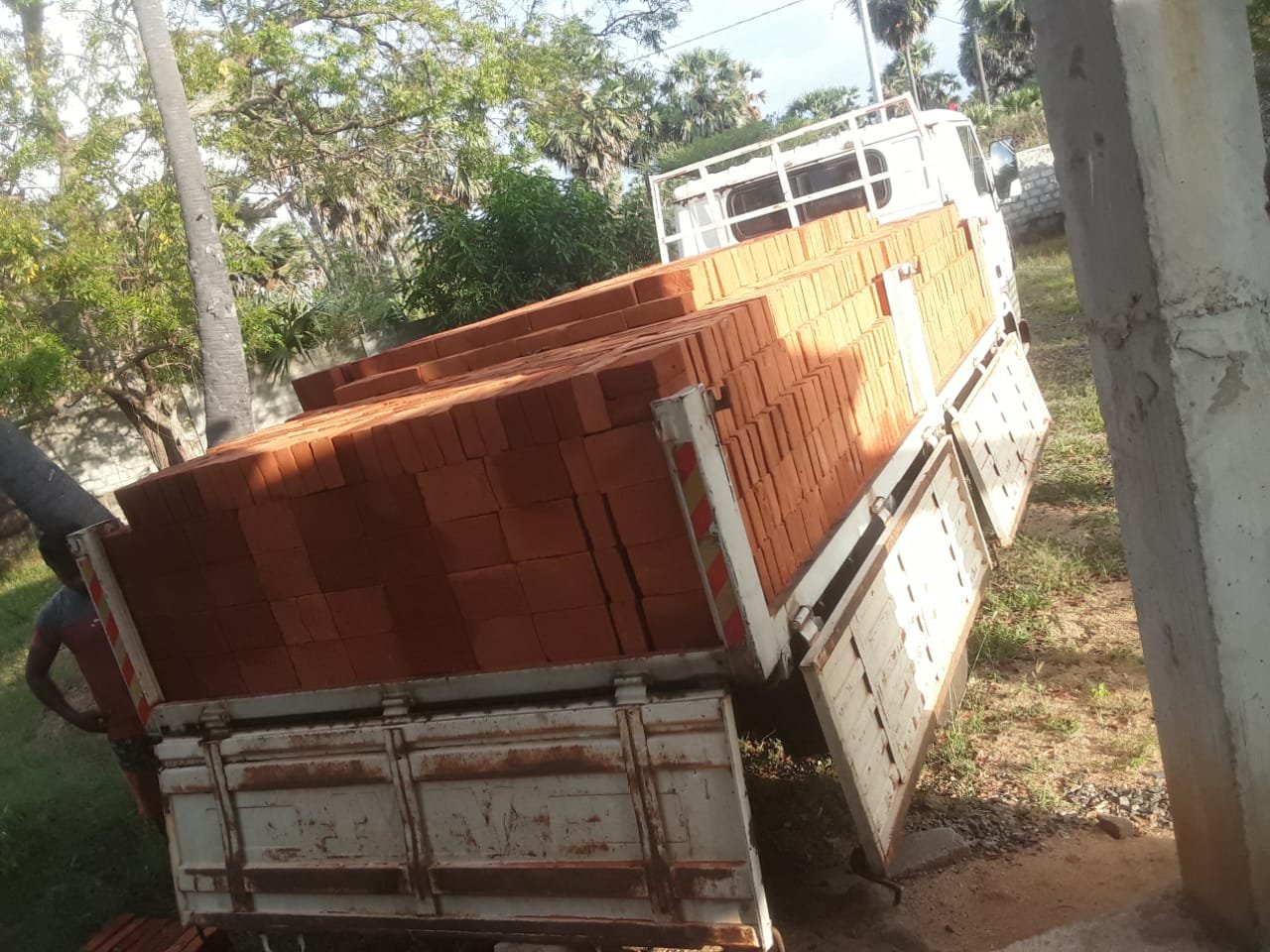 Other image 202601/bricks-for-sale-in-puttalam-wedabima-24e4b33b0f.jpeg
