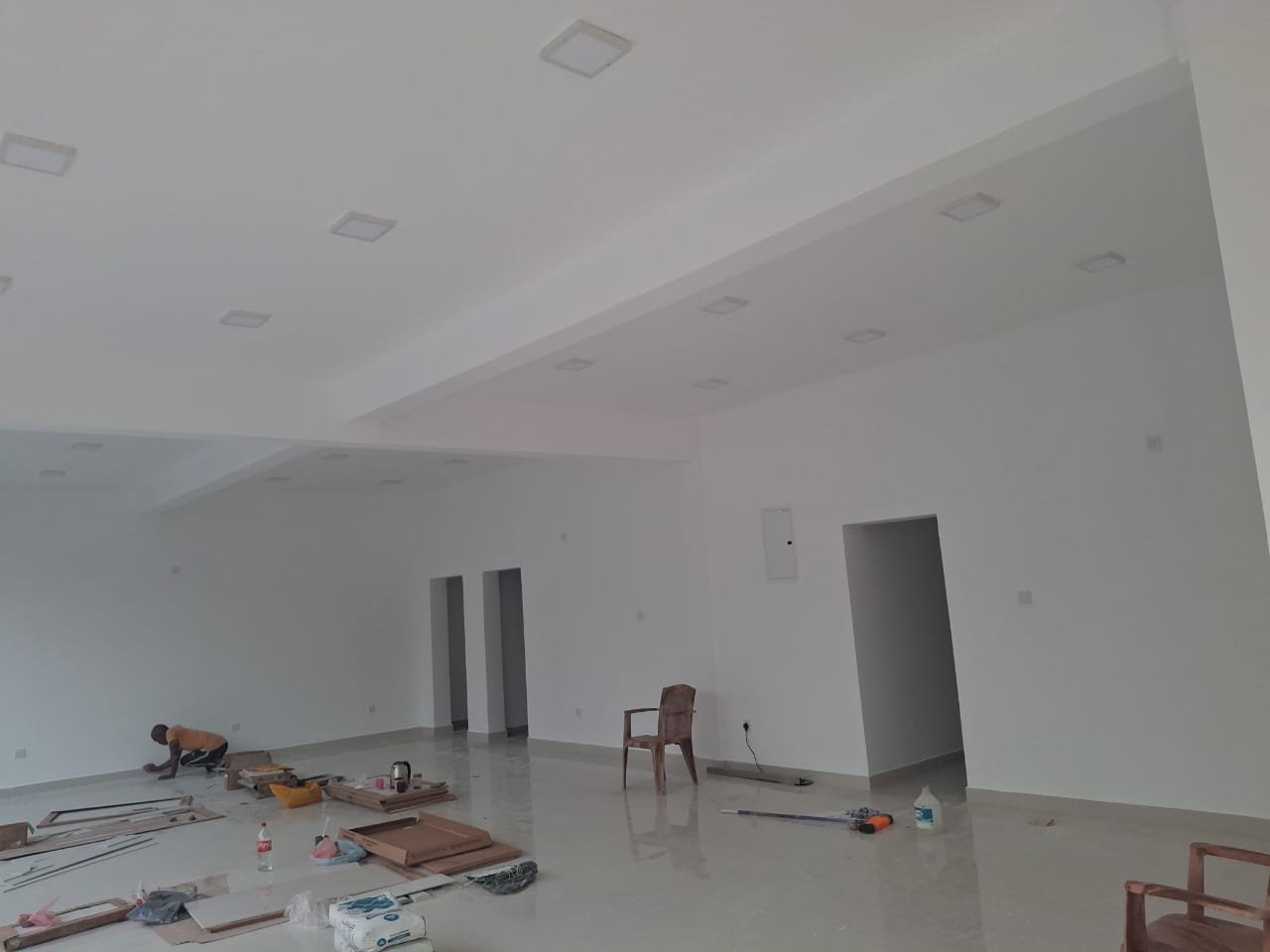 Other image 202601/commercial-building-construction-companies-in-colombo-wedabima-66f127fefb.jpg