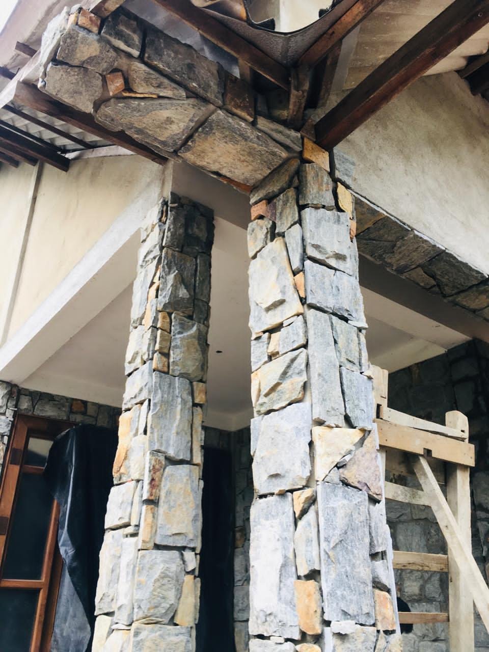 Other image 202603/stone-carving-contractors-kandy-wedabima-6a97f91b04.jpeg